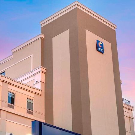 Comfort Inn & Suites Newark Liberty International Airport 외부 사진