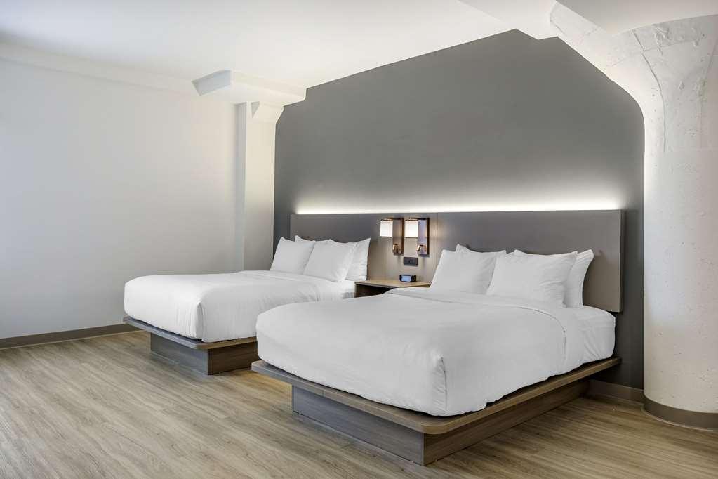 Comfort Inn & Suites Newark Liberty International Airport 객실 사진