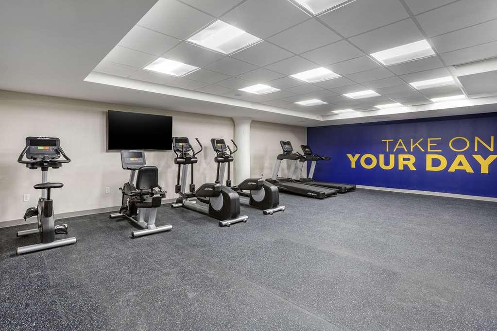 Comfort Inn & Suites Newark Liberty International Airport 시설 사진
